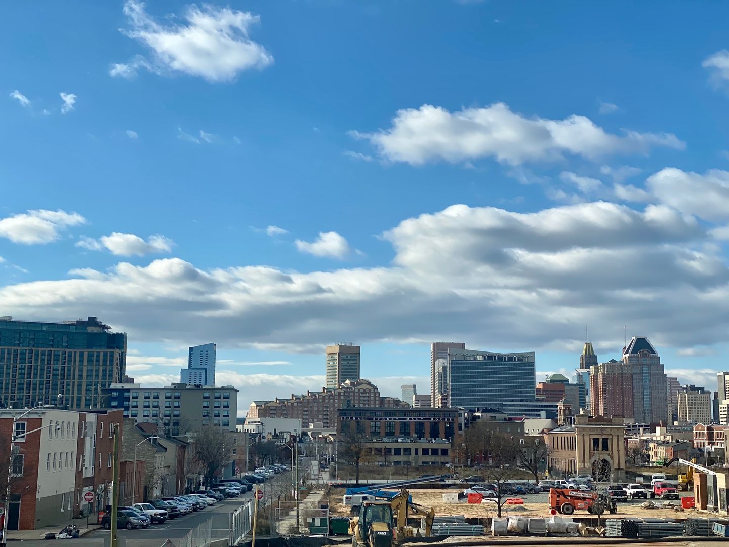 For Rent: Stylish Urban Living at 1618 Bank Street – Your City Lifestyle Awaits!