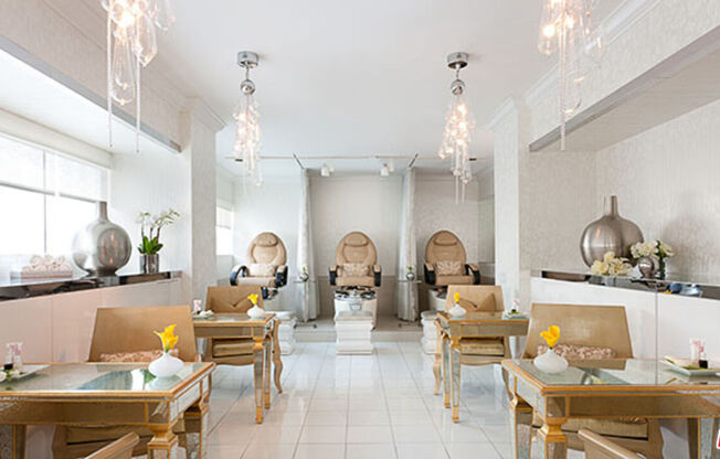 1 bed, 2 baths, 1,300 sqft, $5,795, Unit 39G