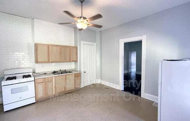 3176 RIV RD