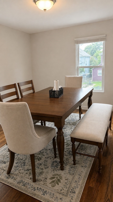 2 beds, 1 bath, 900 sqft, $2,850, Unit 2