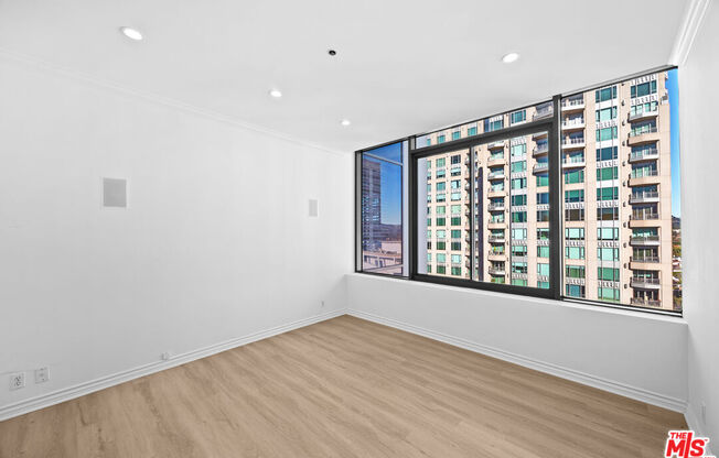 3 beds, 4 baths, 2,814 sqft, $18,000, Unit PH1505