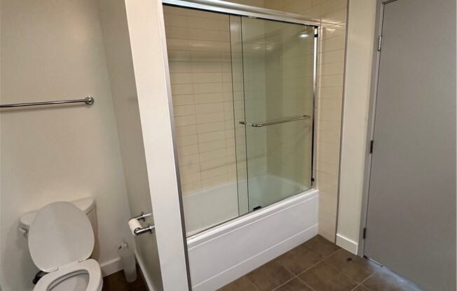 2 beds, 2 baths, 1,190 sqft, $3,150, Unit 540