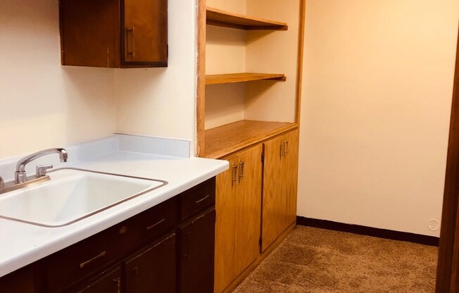 1 bed, 1 bath, 650 sqft, $1,035, Unit 209