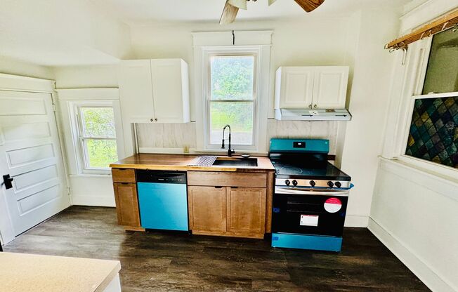 Charming Lakeside Gem: Recently Updated 3 Bed, 1.5 Bath Home with Fenced Yard!