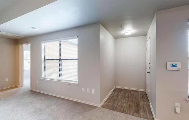 3 beds, 2 baths, 1,150 sqft, $1,438