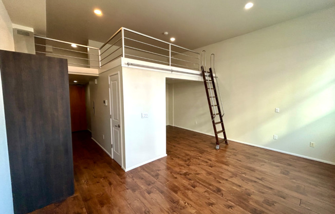 550 JESSIE ST