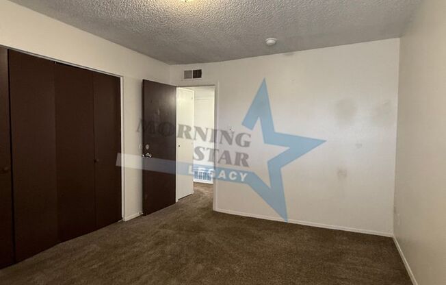 2 beds, 1 bath, 500 sqft, $800, Unit E09