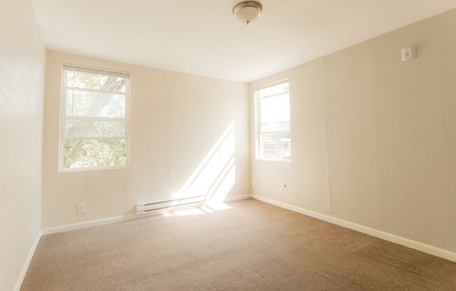 2 beds, 2 baths, 950 sqft, $2,995, Unit 204