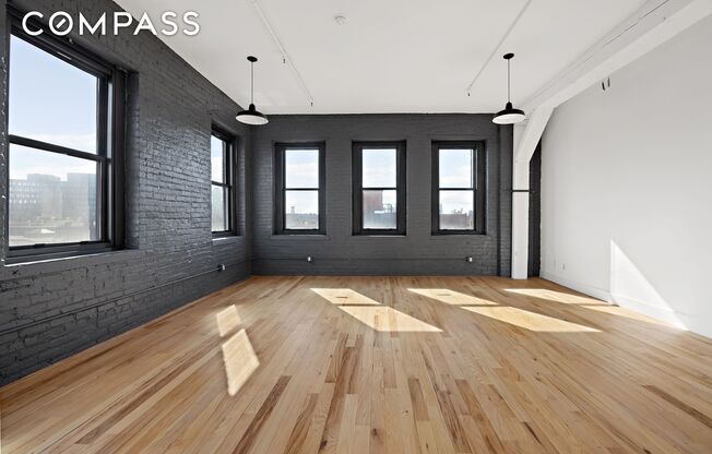 239 BANKER ST