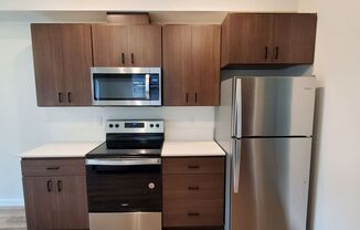 2 beds, 2 baths, 985 sqft, $1,450, Unit 100-B25