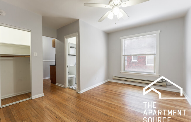 3259 N Wrightwood Ave 2H