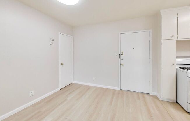 450 Alcatraz Avenue Unit 10