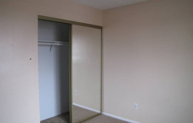 !! BIGG TWO STORY HOME MOVE IN READY TODAY !!