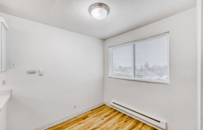 1 bed, 1 bath, 830 sqft, $1,695, Unit Unit 306