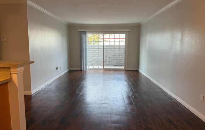 1 bed, 1 bath, 736 sqft, $2,235, Unit C007