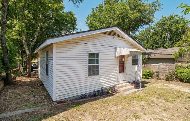 1906 E 9 ST