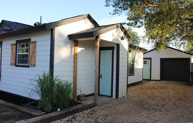 108 KATHY DR 