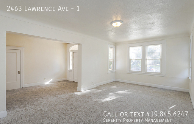2463 LAWRENCE AVE