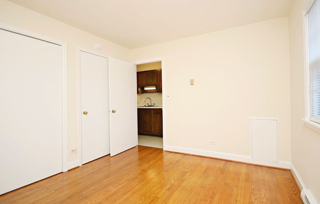 1 bed, 1 bath, $1,175, Unit #08