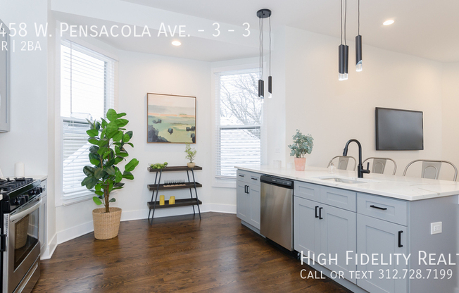 1458 W PENSACOLA AVE