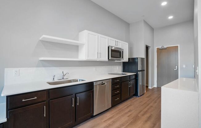 Studio, 1 bath, 390 sqft, $895, Unit 2322
