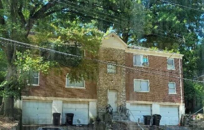 3121 Gobel Avenue,