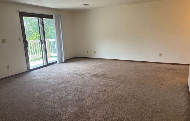2 beds, 2 baths, 1,029 sqft, $1,229, Unit 1401 029