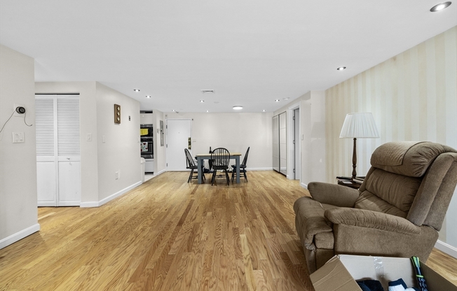 30 Revere Beach Pkwy