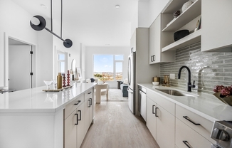 2 beds, 2 baths, 1,000 sqft, $3,120, Unit 614