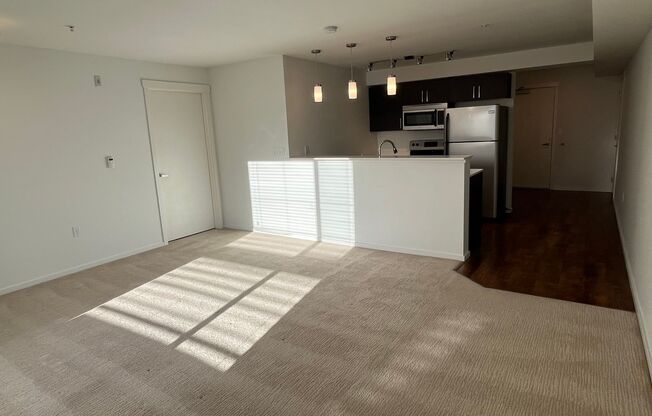 1 bed, 1 bath, 750 sqft, $2,395, Unit 1308-A