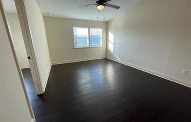 1 bed, 1 bath, $865, Unit B206