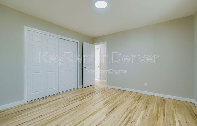 10922 E 4 WAY