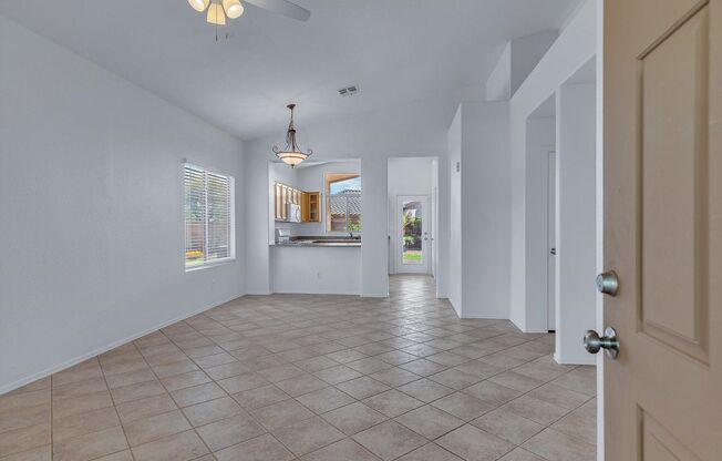 40716 N CAPITAL CT