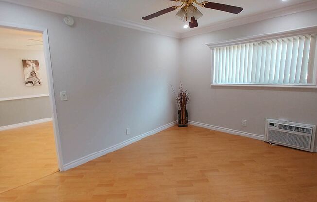 2 beds, 2 baths, 910 sqft, $2,850, Unit 512