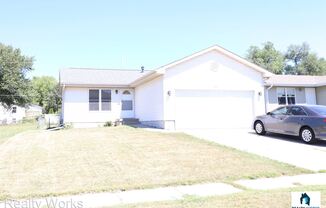 430 W Saunders Ave