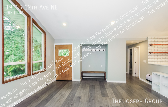 19535 12 AVE NE