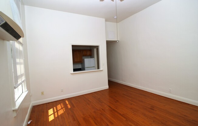 809 Park Ave