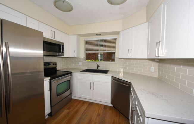 2 beds, 2.5 baths, $1,750, Unit # 3