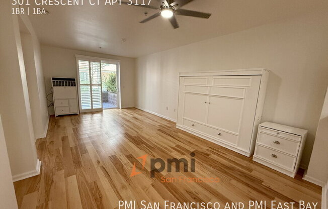 301 Crescent Ct