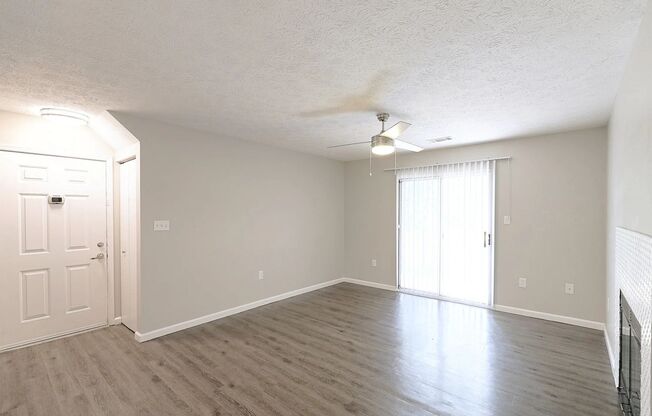 2 beds, 2 baths, 1,050 sqft, $1,579, Unit 06608
