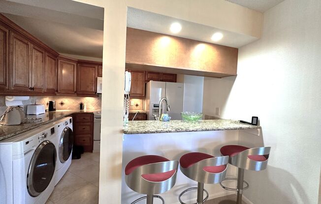 2 beds, 2 baths, $3,500, Unit #311