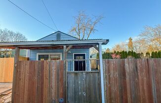 Charming 1-bedroom, 1-bathroom house