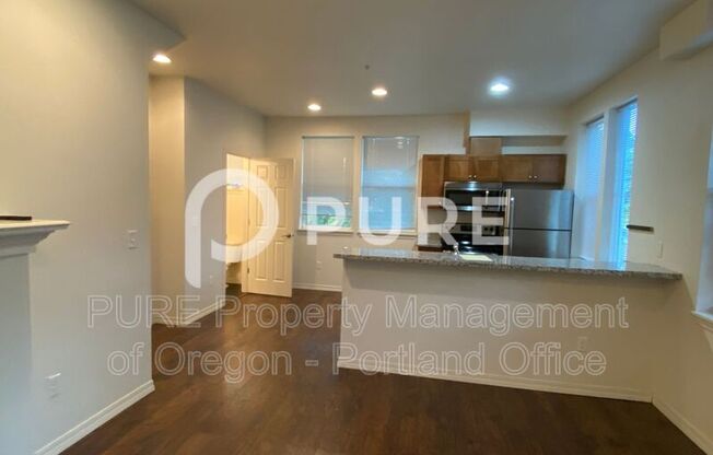 5490 SE MILWAUKIE AVE