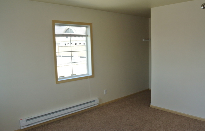 4 beds, 3 baths, 1,445 sqft, $1,680, Unit 302