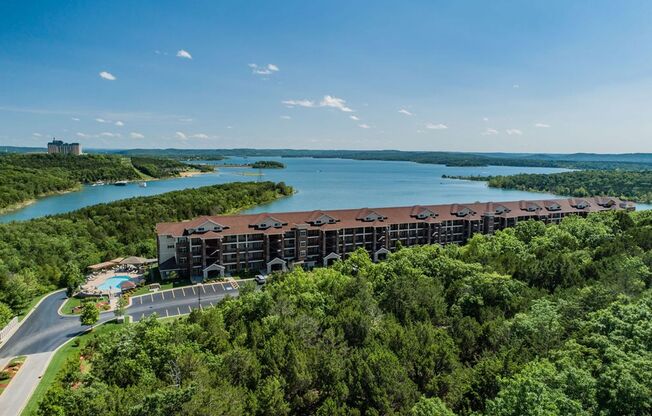 2 Bedroom 2 Bath Garden Level Lakeside Apartment for rent in  Branson, MO