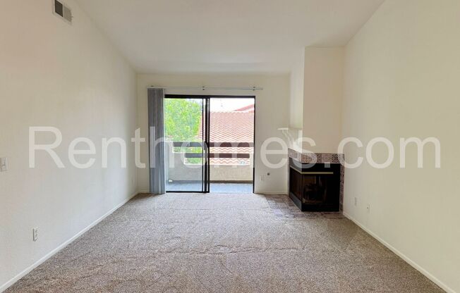 Escondido, 2425 Cranston Dr #27, Vltd Ceilings, Ceiling Fans, All Appl’s, AC / Gas Log Fireplace, Comm Pool and Spa.