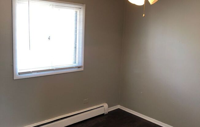 1200 w 127th
