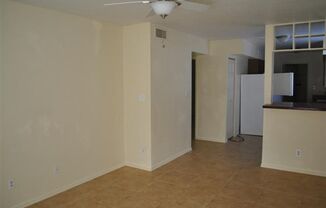 2 beds, 1 bath, 795 sqft, $1,250, Unit 43 W Inglewood St #1