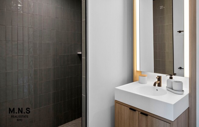 2 beds, 2 baths, $6,000, Unit PH-202