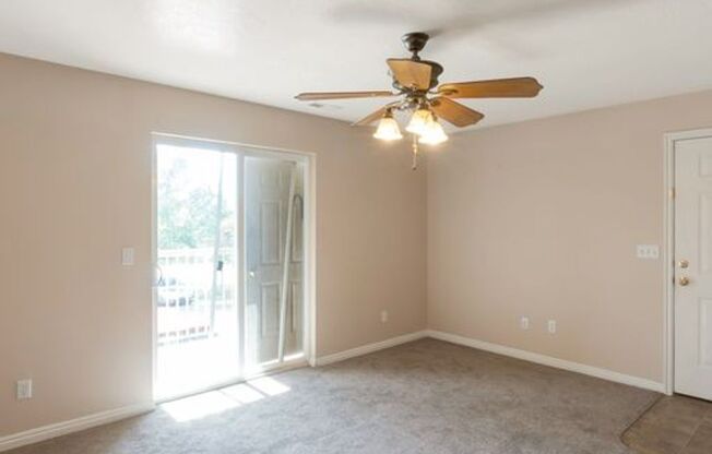 3 beds, 2 baths, $1,525